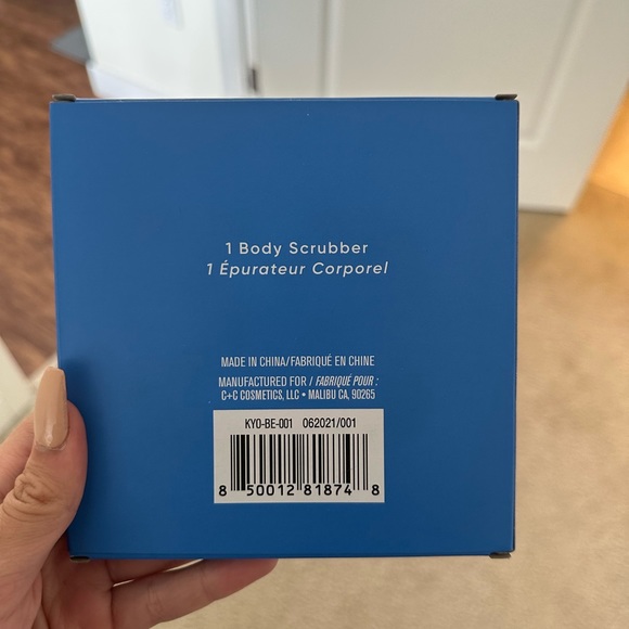 Kayo Body Scrubber - Picture 3 of 3